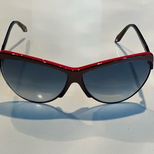 Victoria Beckham cat eye sunglasses